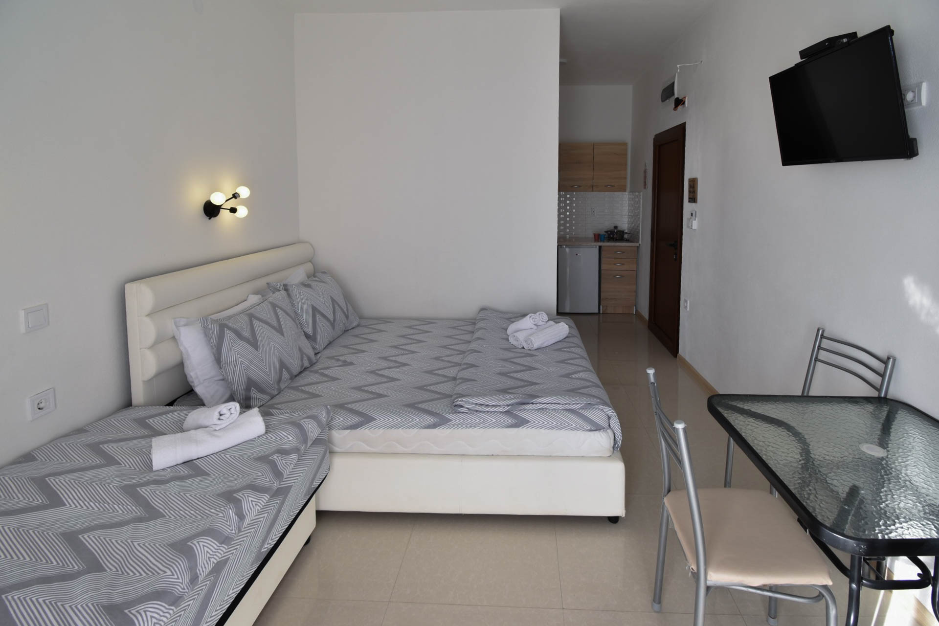 Studio Comfort Plus - francuski ležaj